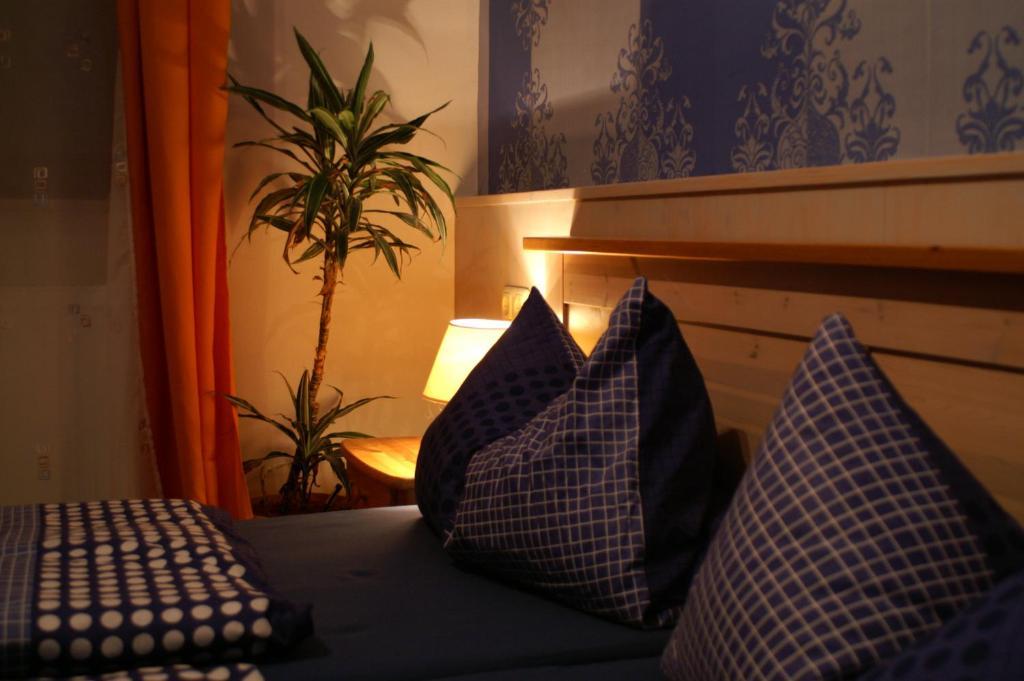 Lug Ins Land Wachsenberg Otel Neusitz  Dış mekan fotoğraf