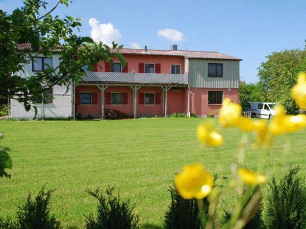 Lug Ins Land Wachsenberg Otel Neusitz  Dış mekan fotoğraf